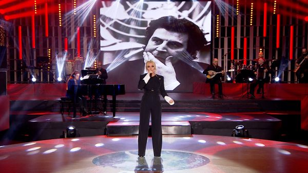 Στην πρώτη θέση το «Σπίτι με το Mega» με το αφιέρωμα στον κορυφαίο Έλληνα συνθέτη Μίκη Θεοδωράκη