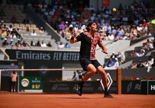 Τσιτσιπάς: «Αισθάνομαι υπέροχα – Με ευνοεί αυτός ο καιρός»