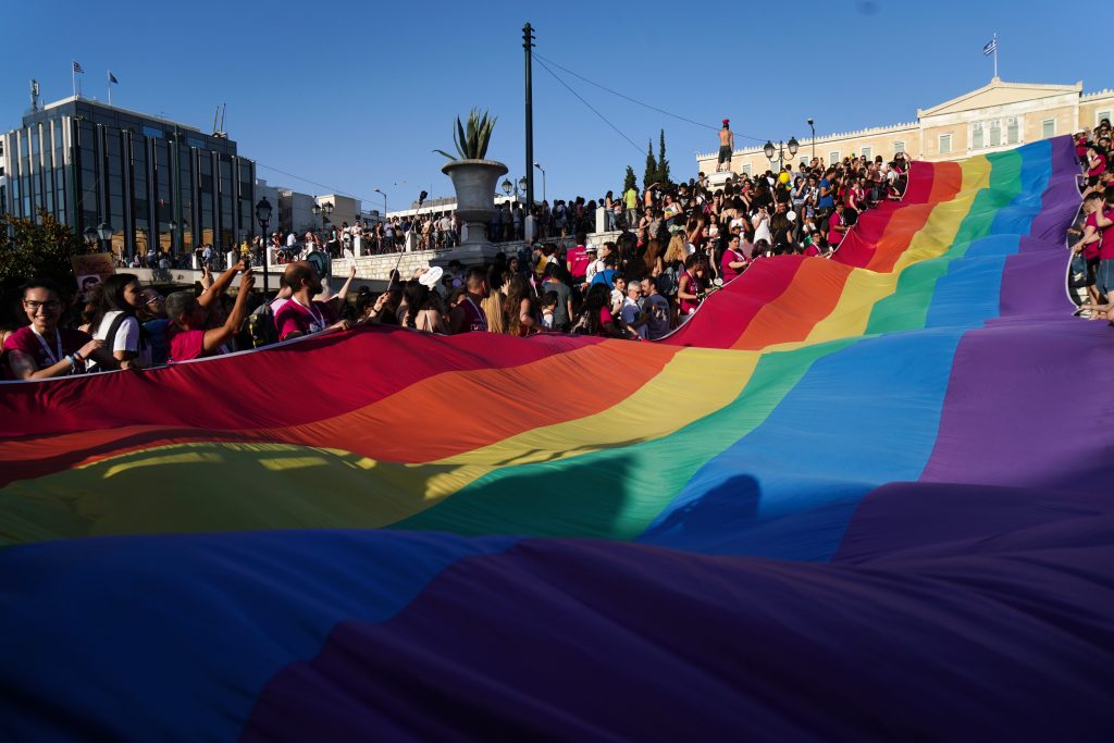  «Μια φορά κι έναν καιρό… διεκδίκησα και πέτυχα»: Η πορεία υπερηφάνειας του Athens Pride