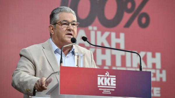 Κουτσούμπας από Πάτρα: Τώρα κρίνεται το ποιος θα κόψει τη «φόρα» της ΝΔ, ποιος θα δίνει χαστούκια στο σύστημα