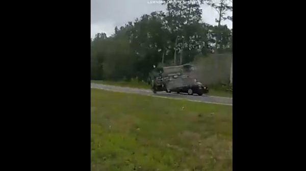 Τρομακτικό τροχαίο σε αυτοκινητόδρομο στις ΗΠΑ – Σοβαρά τραυματισμένη 20χρονη οδηγός