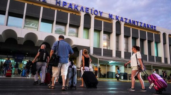 Συναγερμός στο αεροδρόμιο Ηρακλείου – Δείτε τι βρέθηκε σε βαλίτσα επιβάτη