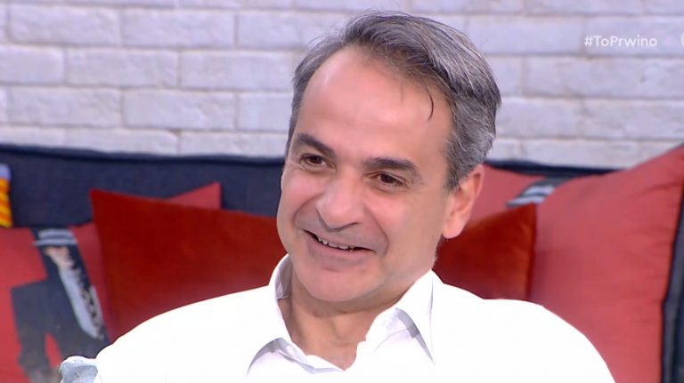 Ο Κυριάκος Μητσοτάκης για την φήμη πως δεν είναι γουρλής – «Γελάω πολύ με αυτό»