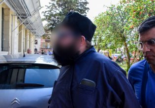 «Μπαμπά βοήθεια!» – Η αντίδραση του 12χρονου όταν είδε το άσεμνο υλικό από τον αρχιμανδρίτη στο Ναύπλιο