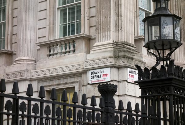 «Ύποπτο αντικείμενο» στη Downing Street – Εκκενώθηκε η περιοχή