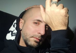 Υπέρ του Κασιδιάρη ο πρώην αστυνομικός, καταδικασμένος για σωματεμπορία στην υπόθεση της Ηλιούπολης