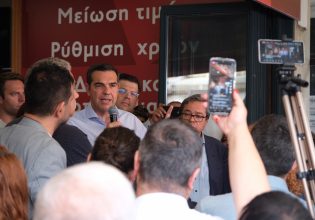 Τσίπρας από Βέροια: «Βλέπουμε την αλαζονεία μιας Δεξιάς από τα πολύ παλιά»