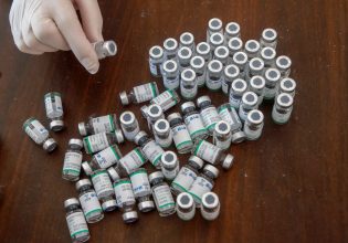 Εμβόλιο: Συμφωνία ΕΕ με φαρμακοβιομηχανίες για περίπτωση νέας πανδημίας