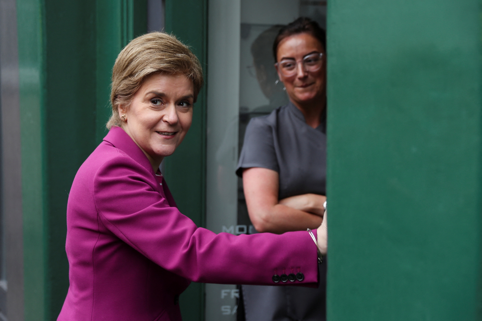 Νίκολα Στάρτζεον: Ελεύθερη αφέθηκε η πρώην πρωθυπουργός της Σκωτίας