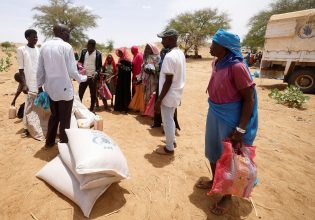 Πόλεμος στο Σουδάν: Μόνο με βίζα μπαίνουν οι Σουδανοί στην Αίγυπτο