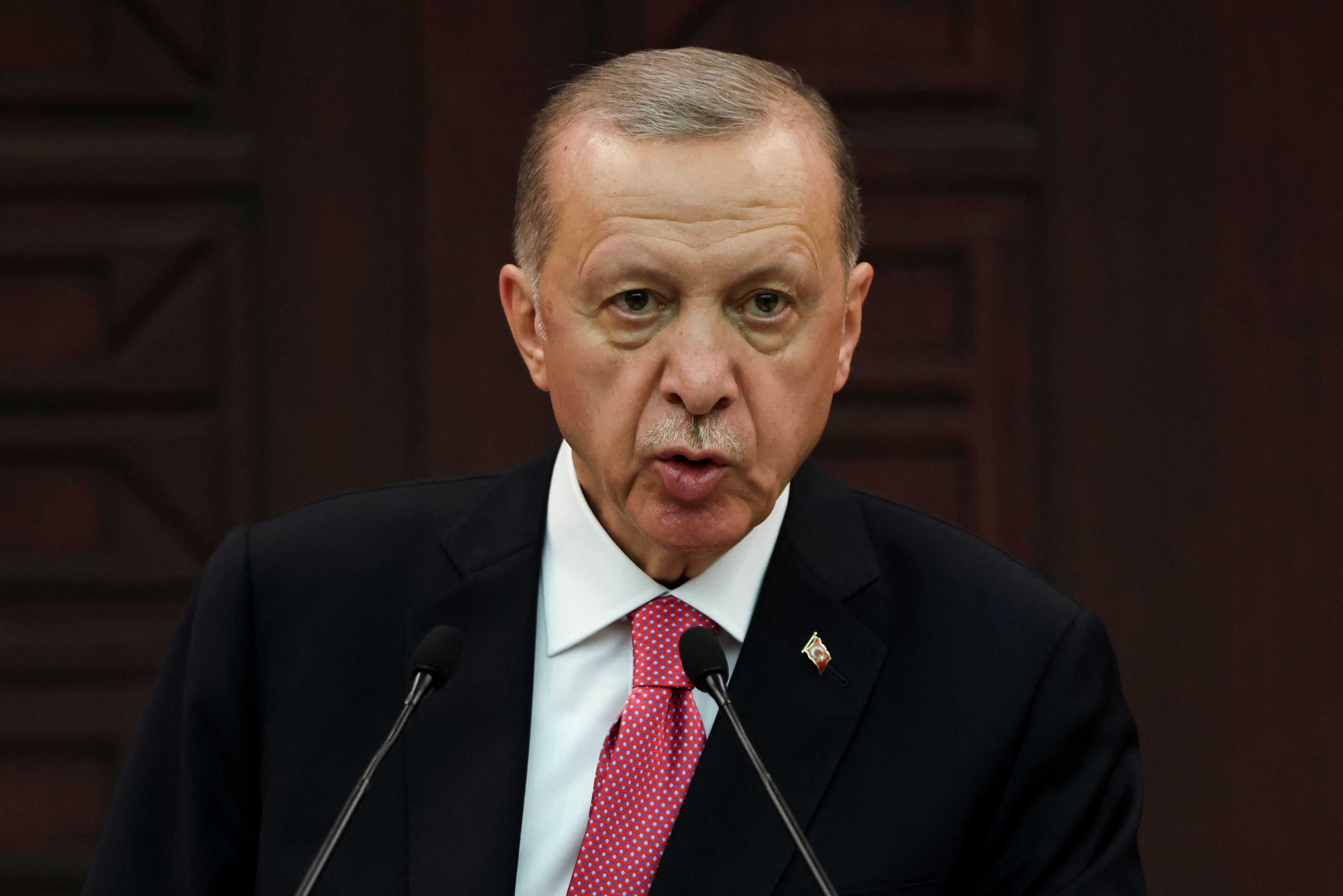 Ταγίπ Ερντογάν: Πολλές εκπλήξεις επεφύλασσε το νέο υπουργικό συμβούλιο