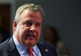 Κρις Κρίστι: Έθεσε την υποψηφιότητα του για το χρίσμα των Ρεπουμπλικανών