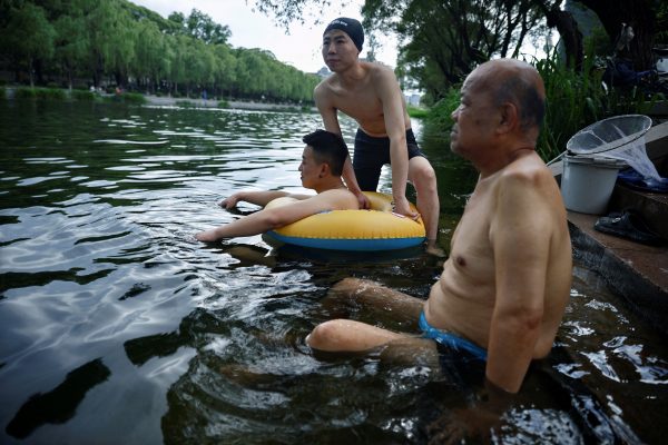 Κίνα: «Σπάνε» τα ρεκόρ θερμοκρασιών σε αρκετές πόλεις – Συναγερμός για το δίκτυο ηλεκτροδότησης