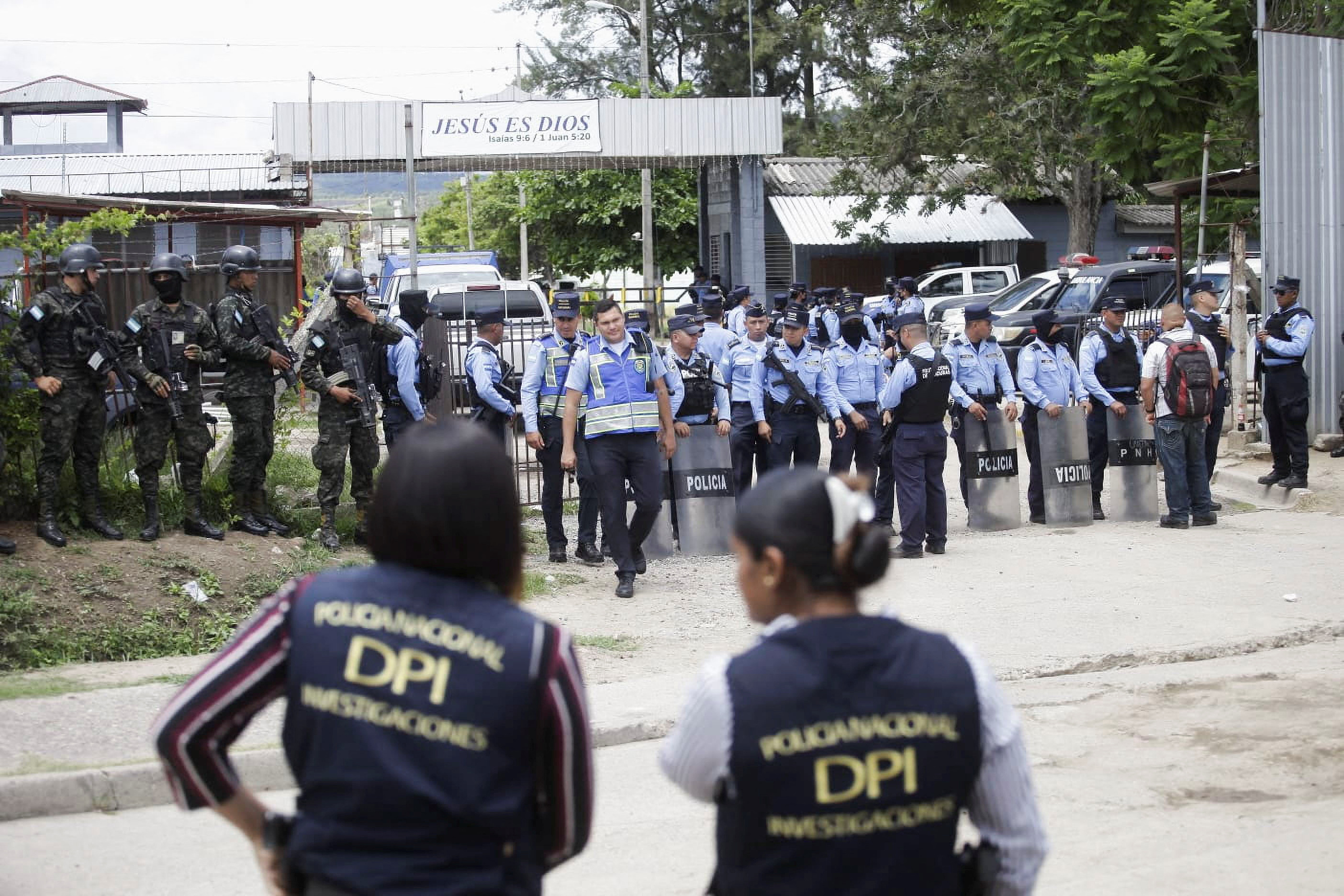 Φρίκη στην Ονδούρα - Βρέθηκαν 25 απανθρακωμένα πτώματα σε γυναικείες φυλακές