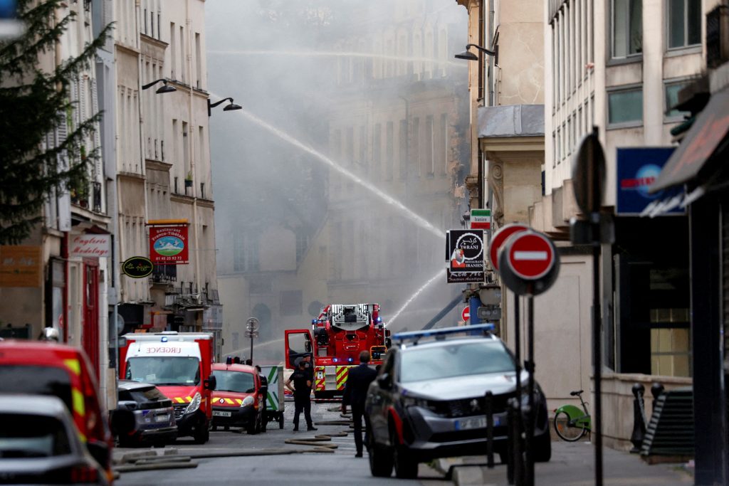 Έκρηξη στο Παρίσι: Μία αγνοούμενη και τέσσερις τραυματίες σε κρίσιμη κατάσταση