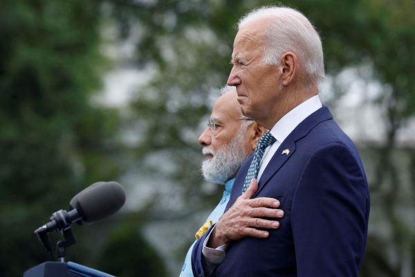 Τζο Μπάιντεν: Μπέρδεψε τον εθνικό ύμνο της Ινδίας με των ΗΠΑ