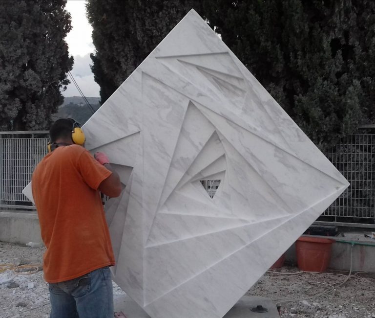 Την ειρήνη υμνεί διεθνές συμπόσιο γλυπτικής στο Ηράκλειο