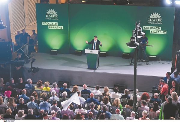 Κρήτη – Αχαΐα: Τελική μάχη για το ΠΑΣΟΚ στα πρώην κάστρα της Κεντροαριστεράς