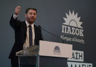 «Να ξαναδώσουμε στην Κρήτη το χρώμα που της ταιριάζει – Βαθιά τυχοδιώκτες ΝΔ και ΣΥΡΙΖΑ» λέει ο Νίκος Ανδρουλάκης από το Ρέθυμνο