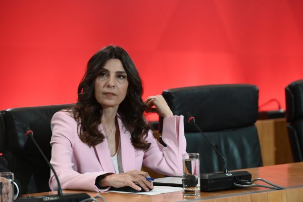 Τσαπανίδου: «O κ. Μητσοτάκης μας έστειλε ένα μήνυμα για το πώς θα κυβερνήσει αύριο»