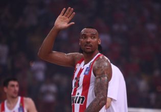 Μπόλομποϊ: «Προσπαθώ να μπω στο παρκέ και να έχω επιρροή στον αγώνα»