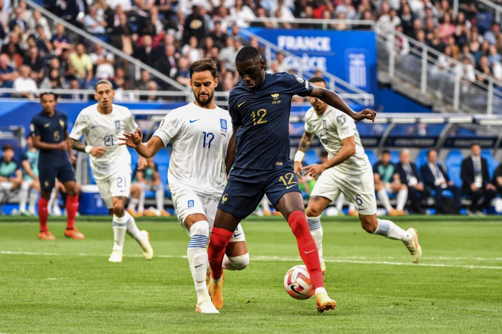 Γαλλία – Ελλάδα: Τα πιπεράτα tweet για τον Κολό Μουανί