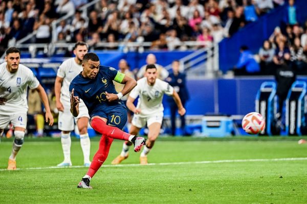 Ο Εμπαπέ με την… δεύτερη νικά τον Βλαχοδήμο  (vid)