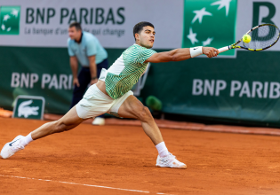 Ο Αλκαράθ νίκησε τον Μουζέτι (3-0)