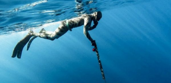 Νεκρός ψαροντουφεκάς στην Κρήτη: Το σώμα του επέπλεε στην επιφάνεια της θάλασσας