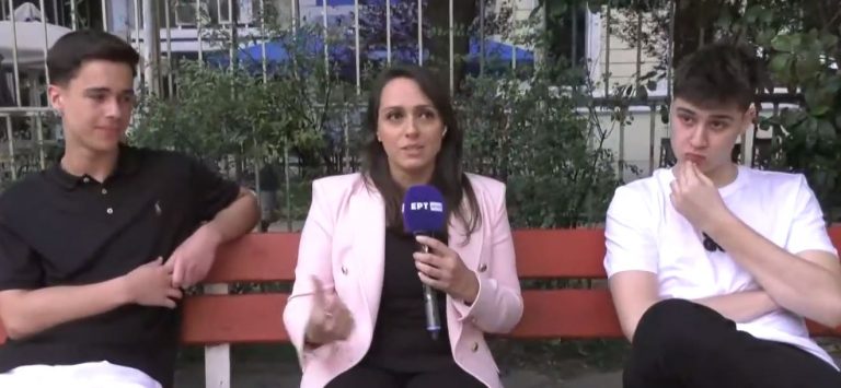 Εκλογές: Μαθητές πήγαν να ψηφίσουν μετά το ξενύχτι και εξήγησαν τι είναι το… pre-drinking