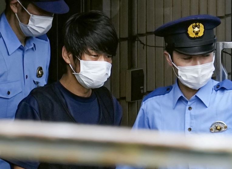 Σίνζο Άμπε: Ακυρώθηκε συνεδρίαση στη δίκη του υπόπτου για το φόνο του πρώην πρωθυπουργού λόγω ύποπτου αντικειμένου