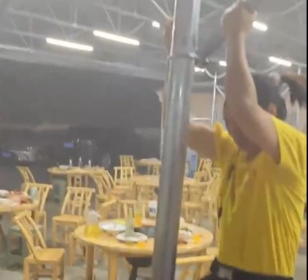 Απίστευτο περιστατικό στην Κίνα: Καταιγίδα «ξήλωσε» τέντα σε εστιατόριο