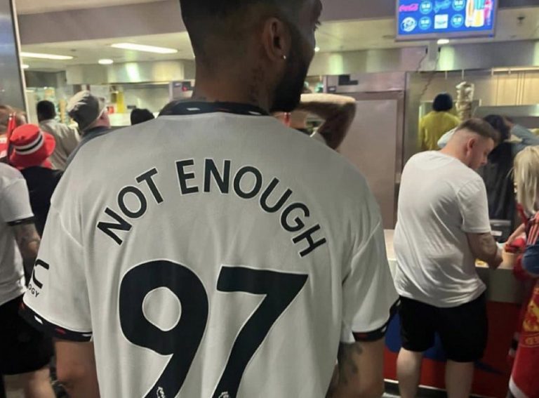 Συνελήφθη οπαδός της Μάντσεστερ Γιουνάιτεντ για την φανέλα με το εμετικό μήνυμα κατά των θυμάτων του Χίλσμπορο