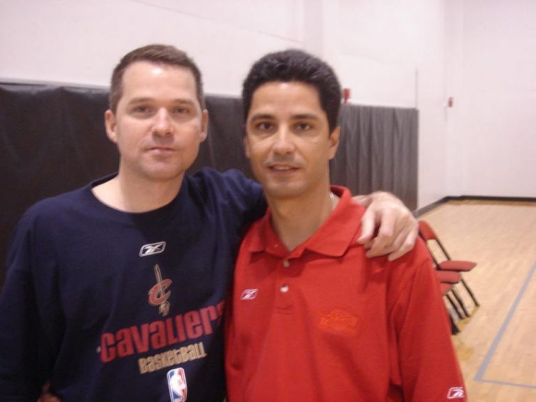 Τα συγχαρητήρια του Σφαιρόπουλου στον Μαλόουν για την κατάκτηση του πρωταθλήματος στο NBA