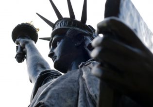 Άγαλμα της Ελευθερίας: Σαν σήμερα έφτασε στο λιμάνι της Νέας Υόρκης