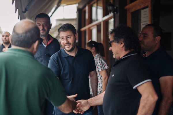 Ανδρουλάκης από τις Μοίρες: «Καλούμε τον ελληνικό λαό να ψηφίσει ΠΑΣΟΚ για ελπίδα για τα καλύτερα»