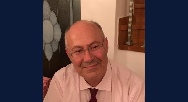 Νικόλαος Κεντεποζίδης, Παθολόγος Ογκολόγος και Διευθυντής της Δ’ Ογκολογικής Κλινικής στο Metropolitan General