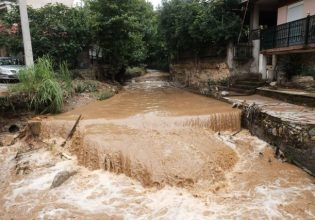 Καιρός: Εικόνες χάους από την κακοκαιρία: Δύο φορές το νερό όλου του Ιουνίου σε λίγες ώρες στη Θεσσαλονίκη