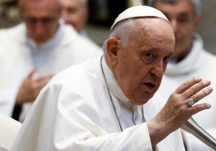 Πάπας Φραγκίσκος: Εισήχθη στο νοσοκομείο