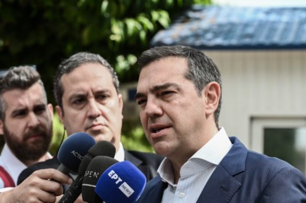 Τσίπρας: Αθλια και επιζήμια η εργαλειοποίηση της μουσουλμανικής μειονότητας