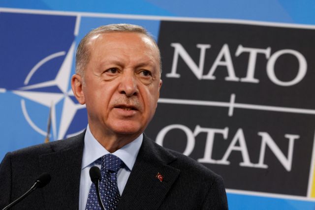 Ερντογάν: Η Τουρκία δεν θα υποστηρίξει την ένταξη της Σουηδίας στο NATO αν η Στοκχόλμη δεν πατάξει τους «τρομοκράτες»