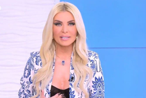 Κατερίνα Καινούργιου: «Aποφάσισα να κλείσω το κινητό μου – Έχω πιεστεί»