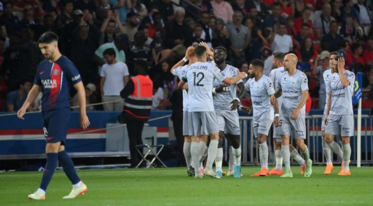 Παρί Σεν Ζερμέν – Κλερμόν 2-3: Της χάλασε την φιέστα