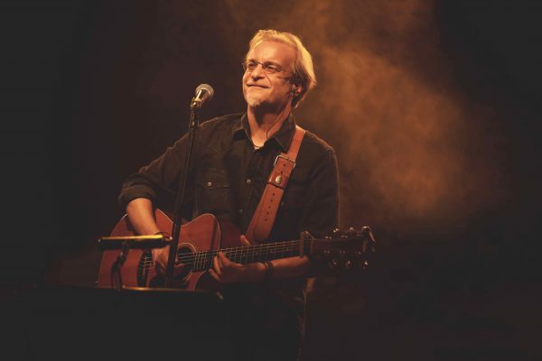 Φεστιβάλ Βύρωνα: Πρεμιέρα με Μίλτο Πασχαλίδη