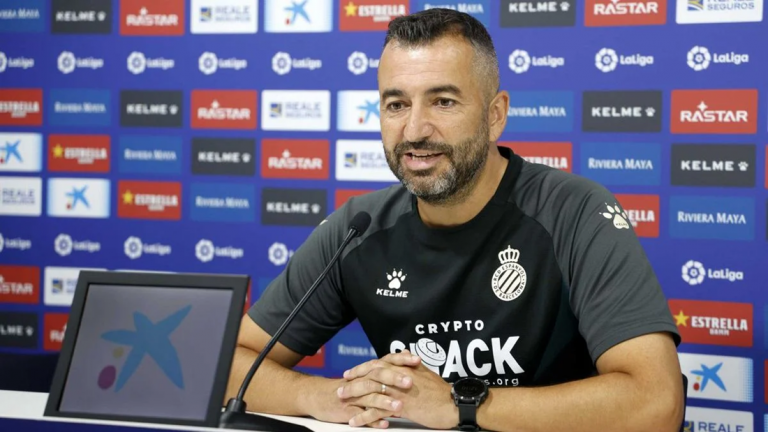 Στην Αθήνα ο Ντιέγκο Μαρτίνεθ: Τι ώρα προσγειώνεται