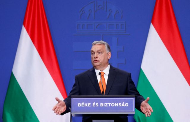 Ουγγαρία: Ο Όρμπαν συγκρίνει το νέο σύστημα ασύλου με «βαγόνια μεταναστών» στο Ολοκαύτωμα
