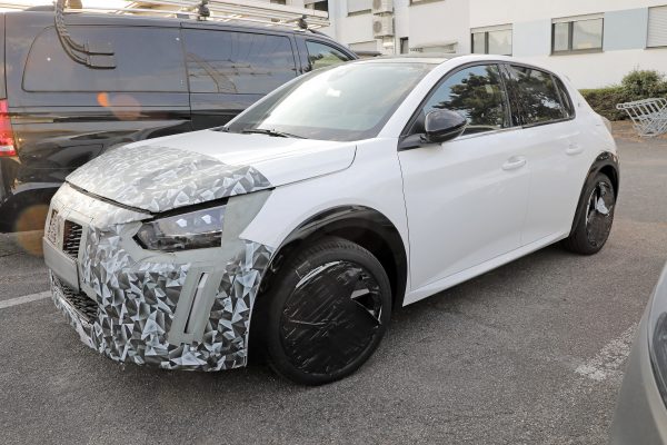 Peugeot 208: Ανανεώνοντας το… μέλλον