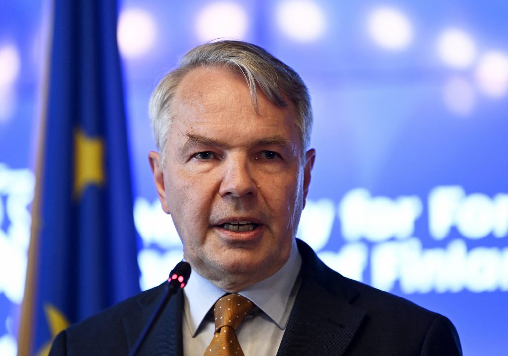 Φινλανδία: Υποψήφιος για την προεδρία ο υπουργός Εξωτερικών Χααβίστο