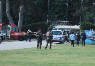 Επίθεση με μαχαίρι στη Γαλλία: Ανδρας μαχαίρωσε ενήλικες και παιδιά σε παιδική χαρά