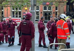 Νότιγχαμ: Η αστυνομία έχει αποκλείσει την περιοχή – Εντοπίστηκαν τρεις νεκροί